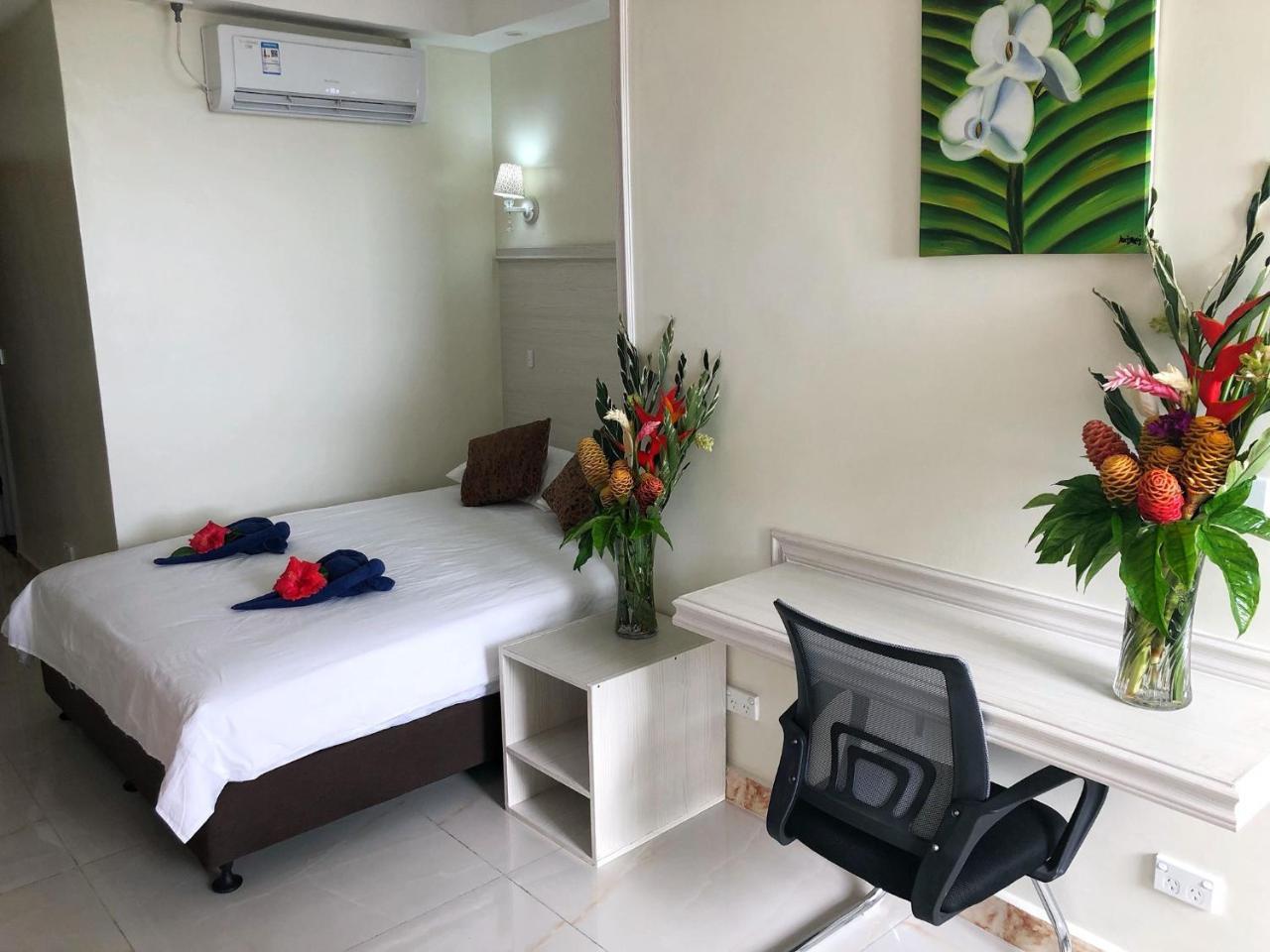 Central Bay Motel Port Vila Bagian luar foto