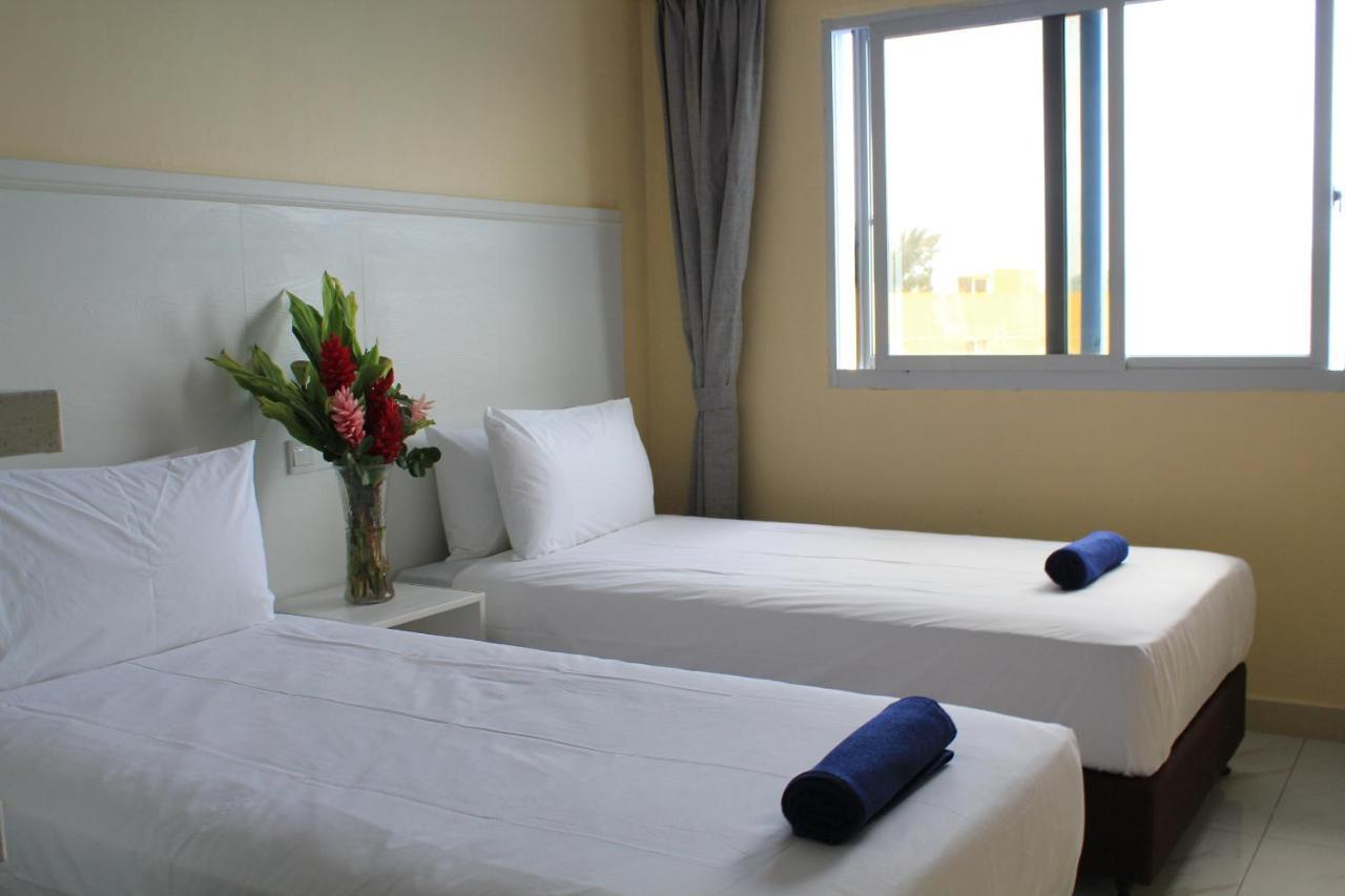 Central Bay Motel Port Vila Bagian luar foto